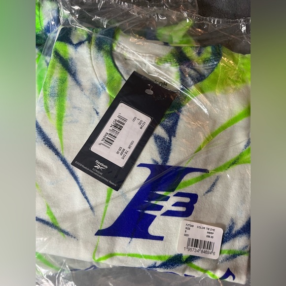 Reebok Allen Iverson Bulldog T-Shirt - Brand New White,Green & Blue - Tie Dye - Picture 5 of 8